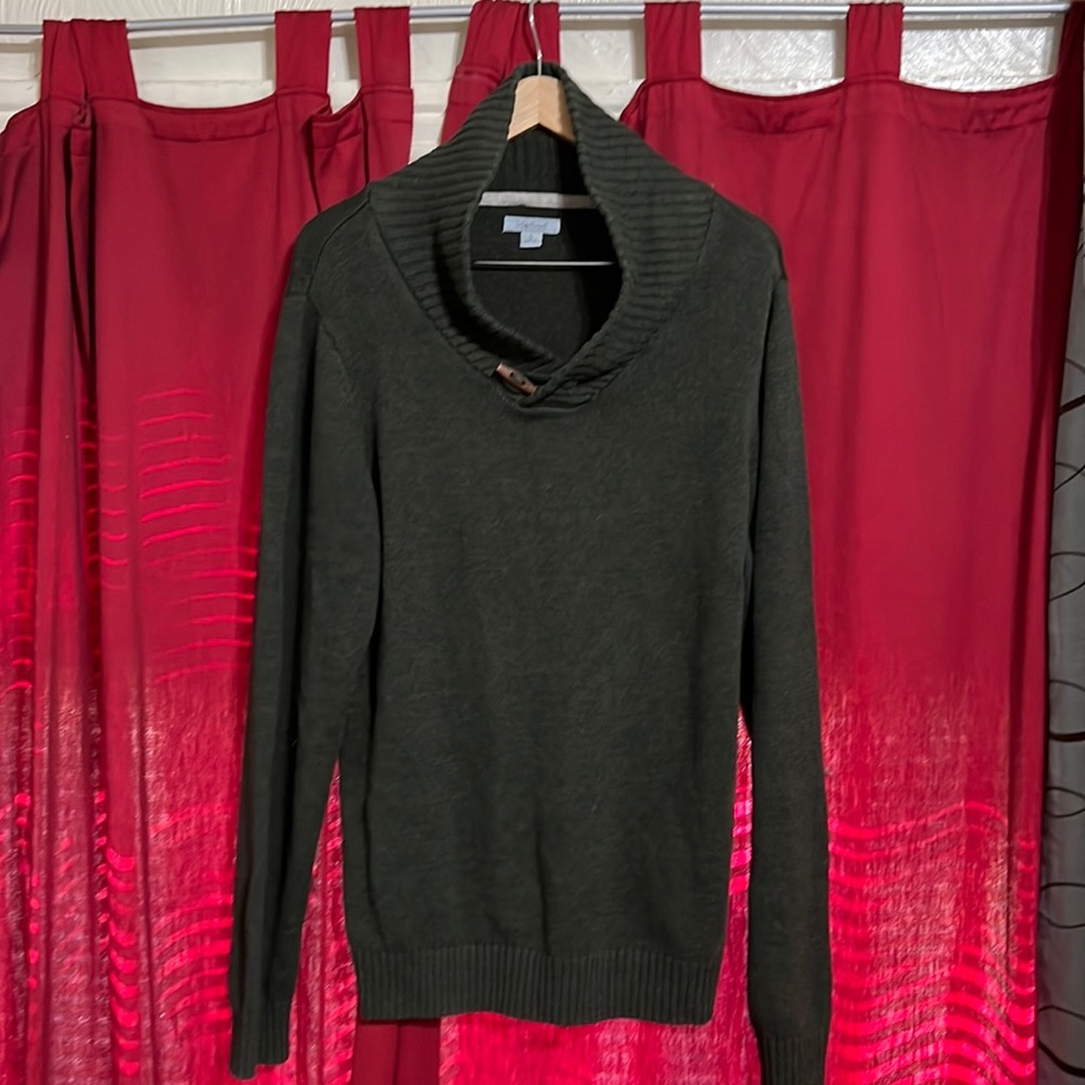 Method sweater size Large. - Picture 1 of 9